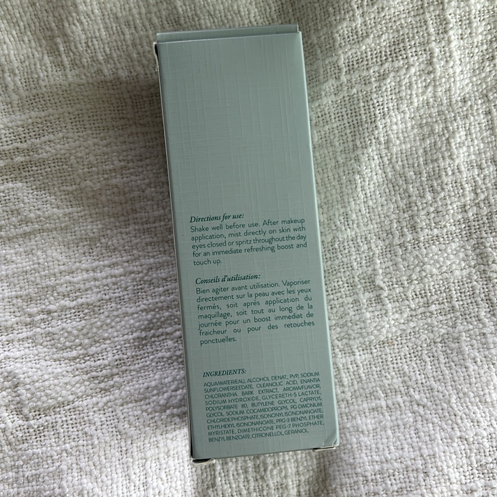 New Olivia Palermo Pre-Show Mattifying Mist 3.38oz - Picture 4 of 6